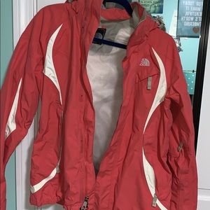 Woman’s north face jacket